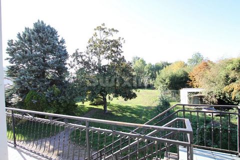 Ref 67301FL: 20 minutes from Vienna, in a charming village, quiet property not overlooked. On a beautiful plot of 2760 M2 (divisible and buildable), this house is built on a complete basement that can be converted. Upstairs, with balcony and small te...