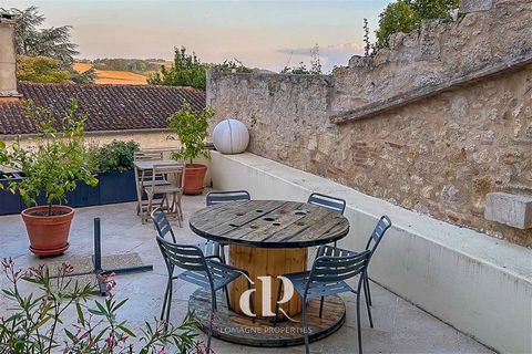 Summary Lomagne Properties presents a lovely three bed village house in the heart of a charming village, located just 10 minutes from Saint Clar. Renovated with great taste, retaining original features, adding modern comfort, offering 118m² of living...