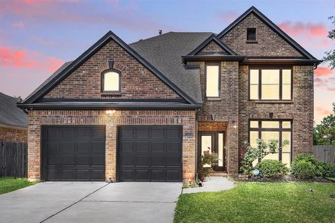 GRAND OPENING! OPEN HOUSE SATURDAY APRIL 13TH & SUNDAY APRIL 14TH FROM 12:00PM-4:00PM! Welcome home to 25806 Palmdale Estates located in the master planned community of Westheimer Lakes with NO BACKYARD NEIGHBORS and zoned to Lamar Consolidated ISD! ...