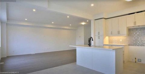 BASEMENT IS PARTIALLY FINISHED 4 bed 3.5 bath upper & 2 Bed with 2 Ensuite washroom in the basement Welcome to a Home that feels like one. When you're at 139 Freure Drive, you are about to one of the best homes in the neighbourhood at Freure Drive. T...
