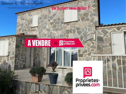 Kandy et Laurent FLAJOLLET vous présentent cette MAGNIFIQUE propriété en Corse à 15 kms de PROPRIANO offrant une opportunité de projets de vie! Avec une surface habitable de 466 m2 répartie entre un logement T5, 2 appartements T2, 3 studios et une ch...
