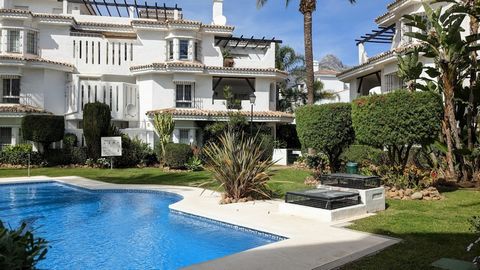 Our well located apartment is ideally situated in Los Naranjos de Marbella, within easy walking distance to Puerto Banus. Located on the first floor, the apartment has a spacious living room, with dining area. French windows lead to the lovely covere...