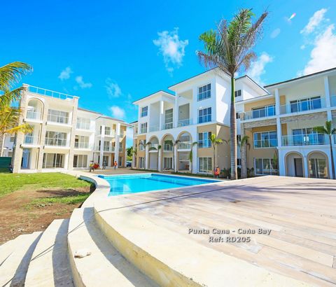 ¡ENTREGA INMEDIATA! Apartamento Exclusivo en Cana Bay Precio único: 359,000 USD Ubicación privilegiada El Apartamento K-102 se encuentra estratégicamente en el primer nivel, ofreciendo una vista directa al campo de golf. Su ubicación permite acceso i...