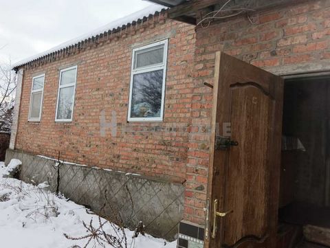 Номер в базе компании: 27095681. К продаже представлен просторный дом в х.Красновка. Характеристики Площадь кирпичного дома составляет 80 квадратных метров. Планировка позволяет максимально эффективно использовать площадь. Особенностями планирования ...