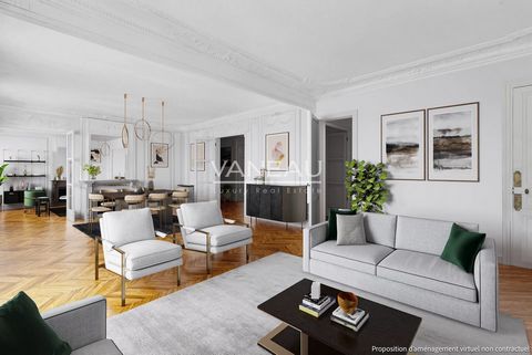 Saint François-Xavier - FAMILIE- EN RECEPTIEAPPARTEMENT - Alleen op de vijfde verdieping met lift, biedt Groupe Vaneau een carrez familie- en receptieappartement van 192,8 m2 met 3m10 hoge plafonds in een luxe stenen gebouw met conciërge. Het bestaat...