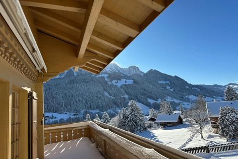 Welkom in dit prachtige appartement in Gstaad, Zwitserland, een perfecte plek voor een ontspannend weekend of een onvergetelijke vakantie. Omringd door prachtige bergen en weelderige weilanden, biedt dit appartement een rustige en pittoreske omgeving...