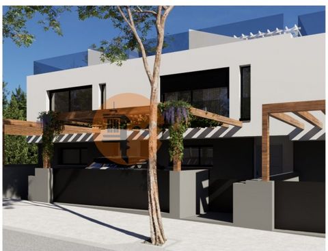 Reihenhaus T4 im Projekt RIA TERRACES, Faro, Algarve Merkmale des Hauses: Typ: T4 Badezimmer: 4 Terrasse und Balkon: Ja Parkplätze: 2 Stellplätze Klimaanlage: Ja Privatpool: Ja Garten: Ja Einbauschränke: Ja Ausrichtung: Süden Flächen: Keller: 69 m² (...