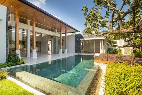 A unique opportunity to invest in luxury villas on Phuket Island! This is the perfect choice for those seeking stable income and comfort! Property from the investor! The cost of neighboring villas is significantly higher ( 1,150,000)! Completed! Read...