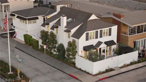 ICONIC BALBOA ISLAND COASTAL MASTERPIECE. Nestled on the Little Island, this historic treasure was built in 1928 by a local sea captain. With nearly a century of memories held within its walls, this stunning residence is a masterpiece of restoration ...