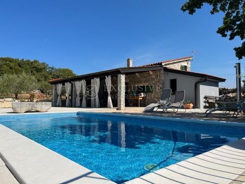 Location: Primorsko-goranska županija, Krk, Krk. ID CODE: 1957 Zoran Marković Suradnik u procesu obuke Mob: +385 (0) 91 466 5664 Tel: +385 (0) 51 498 068 E-mail: zoran@exclusive-nekretnine.hr www.exclusive-nekretnine.hr
