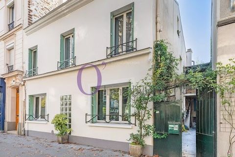 PARIS 20th - EDITH PIAF SQUARE: Located near the Edith Piaf Square, the Débrousse Square, the Saint-Blaise neighborhood, and Gambetta Square, this TOWNHOUSE in excellent condition has an area of approximately 155 m² with 23 m² of outdoor space (court...