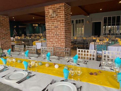 Restaurant business, Atypical place, Location N°1 Ideal for developing large and very beautiful complementary activities, Open from Friday to Sunday but every day would be possible, 190 indoor places and 60 places on the outdoor terrace Physical elem...