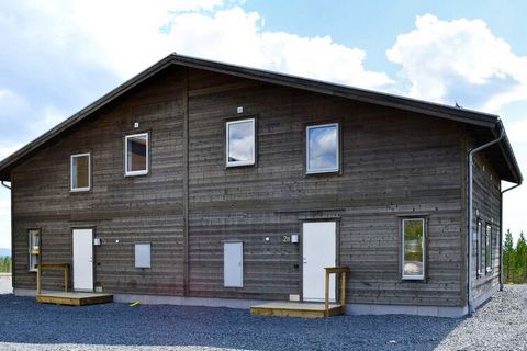 Welcome to a newly built and fresh semi-detached house with a modern and high standard in the beautiful mountain area Idre Himmelfjäll with views of mountain peaks and magnificent nature. Perfect for a larger group or several families traveling toget...