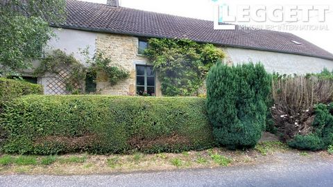 A21958JCO50 - This detached property is situated in the village of Amfreville, just 6 kms from the historic town of Sainte Mere Eglise, trains to Paris from Carentan, 19 kms, a large town with a marina and all facilities, ferries to the UK and Irelan...