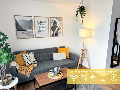 Hello dear guests, the offered apartment with its stylish furnishings is ideal for business travellers, students or a nice couple. It offers an all-round carefree package with complete equipment. It is located in the central district of Pulsnitz 20 m...