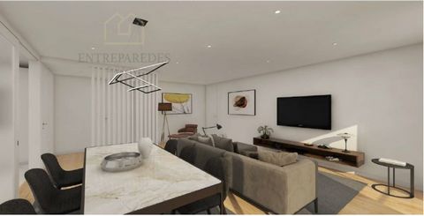 1 bedroom flat for sale in the centre, ready to move in, Porto fr D. This 4-storey building, located on Rua Doutor Afonso Cordeio, stands out for its excellent location, contemporary architecture. This fraction is located on the 2nd floor. In the cen...