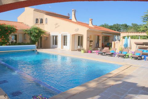 Dpt Hérault (34), à vendre BOISSERON maison P8 de 210 m² - Terrain de 10000 - Plain pied