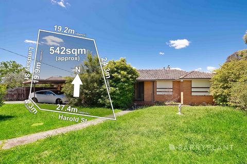 Set on a first-class corner allotment of 542m2 (approx) this neat and tidy, original brick veneer home offers comfortable living, and exciting prospects for the future with frontages to both Lindsay and Harold Street, with plans and permits for two t...