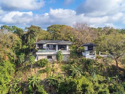 Nestled atop the highest point of the area, this stunning ocean view estate offers an unparalleled blend of luxury and natural beauty. Boasting a vast lot size of 8300 square meters and a spacious construction of 447 square meters, this brand new res...