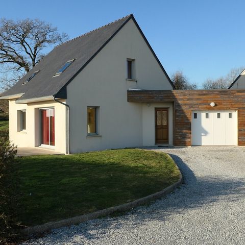 Dpt Finistère (29), à vendre CLEDEN POHER maison P4 de 97 m²