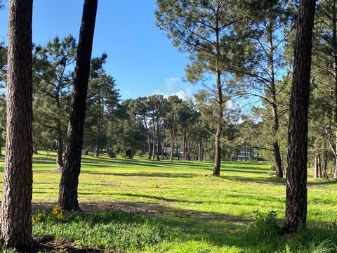 Land Herdade da Aroeira, first line Golf. Land Herdade da Aroeira, first line Golf, excellent location and sun exposure. Lisbon South Bay. Located in a preserved area, 25km from the centre of Lisbon and just 600 metres from the beach, Herdade da Aroe...