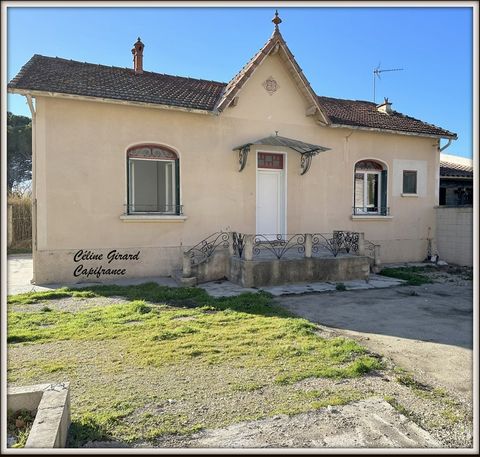 Dpt Bouches du Rhône (13), à vendre CABANNES maison P4 de 89 m² - Terrain de 500,00 m² - Plain pied