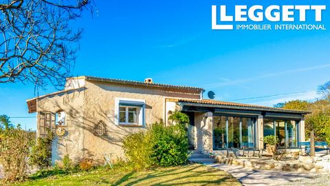 A23780DAD04 - EXCLUSIVE by Leggett! A rare gem in the beautiful town o Sisteron is for sale! Recently and fully renovated with high quality fittings, a house ready to move into. This single-storey property is southwest-facing, bright, modern and comp...