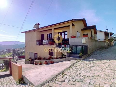 House for sale in Sobrado - Castelo de Paiva Excellent business opportunity. If you are looking for a ready-to-move-in investment villa, you can find this villa in Sobrado - Castelo de Paiva. Located in a quiet area, with excellent sun exposure, wher...