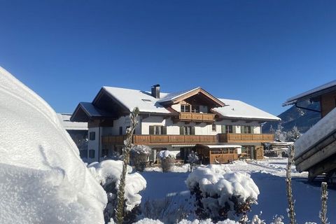 Hello dear guests and a warm greetings from Wallgau This cozy apartment with 70 sqm in Wallgau in 2018 is suitable for 5 people and is furnished in a rural style. From the balcony, we insure you a unique view of the entire weather stone massif to the...