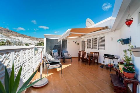 This spacious corner bungalow is strategically located in the Costa Rica complex in Puerto Rico. This property has a number of features that make it an ideal place for both residence and investment. With two double bedrooms, it offers ample space to ...