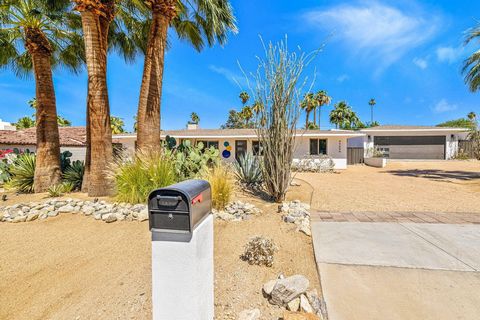 Located in the heart of South Palm Desert, this exquisite home offers an unparalleled blend of luxury, sophistication, and natural beauty, making it the epitome of upscale desert living. It has an open and spacious floor plan with high-end finishes a...