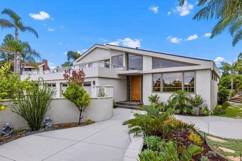 Exquisite custom La Costa estate in the exclusive enclave of La Costa Meadows! Situated on a premier view lot with panoramic ocean and lagoon views, this contemporary masterpiece introduces eloquent architectural details, showcasing exquisite style, ...