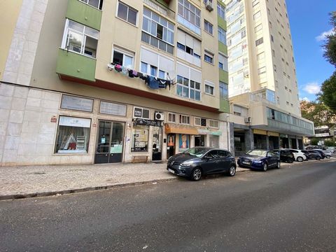 Situated in the picturesque town of Odivelas, this spacious 88 square metre shop represents a unique opportunity for investors looking for a property that is already let, guaranteeing a secure income stream until the year 2025, with tenants being int...