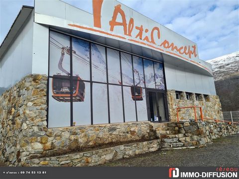 Mandate N°FRP159335 : Business approximately 1013 m2 - Site : 1574 m2. Built in 2006 - Equipement annex : Cour *, Garage, parking, - chauffage : aucun - More information is avaible upon request...