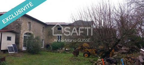 Located in the charming town of Val d'Auge, this property benefits from a peaceful and pleasant envireonment, conductive to tranquility. Close to local amenities such as schools, it also offers easy access to points of interest in the area. Its idéal...