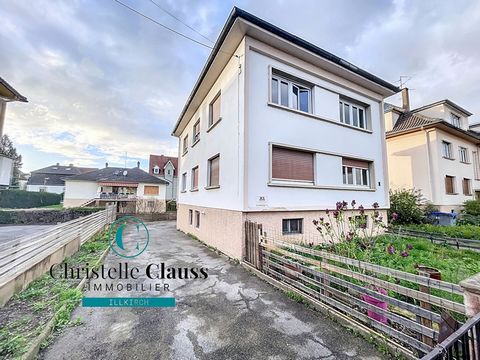 Christelle Clauss Immobilier exclusively offers you this building/house of about 205 m2 consisting of 3 apartments and the possibility of creating a studio with parking within the property. This property has several entrances including a main entranc...