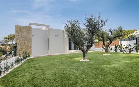 Villa for sale in Benissa, Costa Blanca North A promotion in which each villa has been designed and adapted specifically to the plot. With an exclusive design and its own character, it is integrated into its surroundings and designed to enjoy the mil...