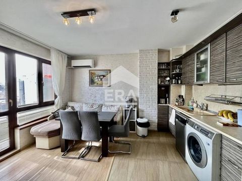 TWO-BEDROOM, FURNISHED, FULLY SOUTHERN APARTMENT ON THE MIDDLE FLOOR, BRICK BUILDING, WITH PARKING SPACE! ERA Varna Trend offers for sale a two-bedroom apartment with a built-up area of 60 sq.m (70 sq.m with common parts), located on the third floor ...