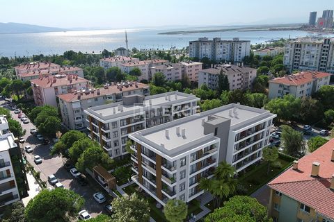 Appartements avec Vue sur la Mer à Distance de Marche de la Plage à Izmir Karsiyaka Izmir est une ville célèbre qui offre de nombreux endroits à voir et à explorer, avec son long littoral et sa mer. Karsiyaka Bostanli, où les appartements à vendre so...