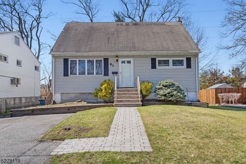 This cute and charming cape is located in the beautiful neighborhood of Lake Hiawatha, close to Rts 46 and 80 for easy travel andcommuting. The first floor features a comfortable living room with large windows letting in tons of natural light and a s...