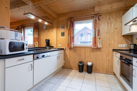 This beautiful rustic and detached wooden chalet for a maximum of 10 people is located in a chalet park on the edge of the village of Stadl an der Mur, directly in the border triangle of Styria/Salzburg/Carinthia and near the Kreischberg ski area. Th...