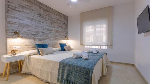 Our Apartment is the best option for travelers who want to get to know the Historic Center of Córdoba, whether you are traveling by car (there are parking areas around the apartment or even a private parking space just a few meters away) or if you ar...