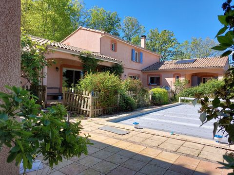 Dpt Tarn et Garonne (82), à vendre MONTAUBAN maison P5 de 178,56 m² - Terrain de 2 187,00 m² avec piscine, garage et pool house