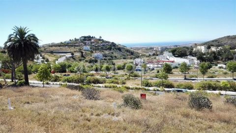 Building plot located in the San Francisco de Paula - Tafira Urbanization (La Palmas de Gran Canaria) with an area of 513.25m2, with pleasant views and South orientation located in an environment surrounded by nature and single-family houses. It is a...