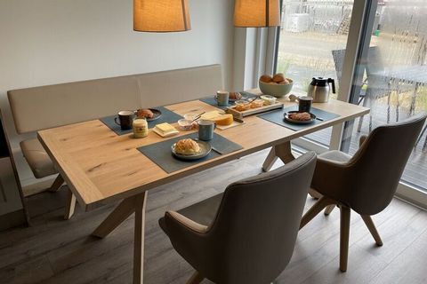 The Seemannskoje is a semi-detached house on the Schlei Terraces in Kappeln. The house offers a very large bathroom with sauna and large shower on the upper floor. There is also one of 2 bedrooms. On the upper floor there is also a piano room with se...