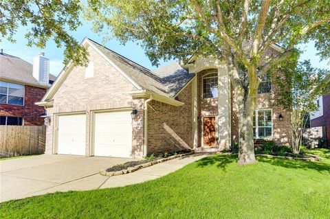 Pride of ownership on full display in this gorgeous 5 BR, w/Austin Limestone style brick entry on quiet culdesac in highly desired Krystal Lake Estates zoned to coveted Pattison/McMeans/Taylor school trac! Walk to pool/park & just minutes from West H...