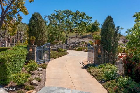Stunning Architectural design in the small gated community of Bridgehaven, with only 38 homes, this fully custom & expanded home is one of three custom homes in the community. Nestled at the very end of the cul-de-sac, behind a private gated driveway...