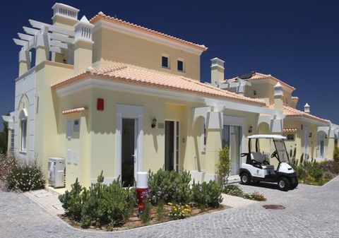 Surrounded by the luscious Nature Reserve of Castro Marim and Vila Real de Santo Antonio, on the border between Portugal and Spain, Castro Marim Golf and Country Club offers breathtaking views of the mountains to the north Atlantic Ocean and Rio Guad...