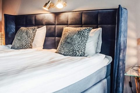 Escape to the serene heights of residing in this wonderful hotel where contemporary design meet nature-inspired luxury. The room features a plush king-size bed, ensuring a restful retreat after a day of adventure. The trendy bathrooms, inspired by th...