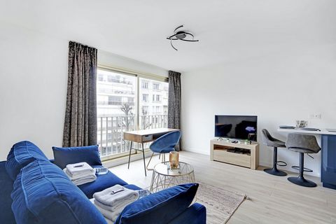 Superbe Studio Boulevard Flandrin / Rue de la pompe